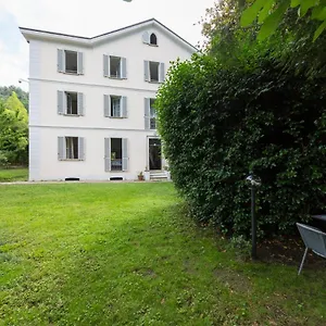  Apartment Cardano Close To Every Destination